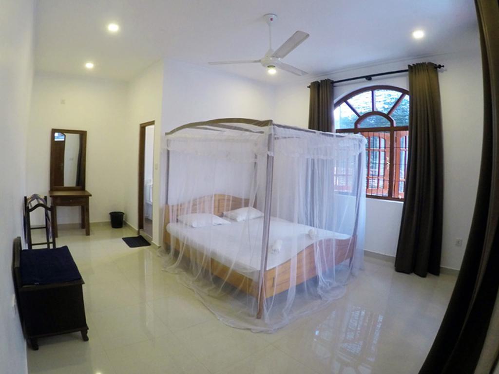 Angel Inn Guest House Negombo Quarto foto